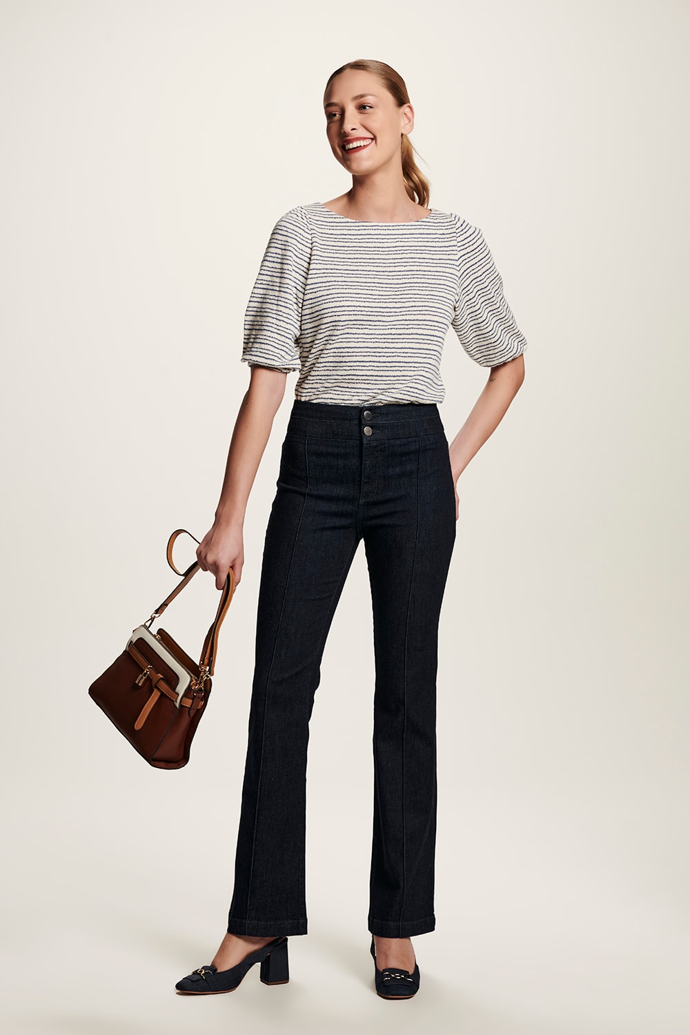 CALÇA BOOT CUT COM CÓS DUPLO - AZUL JEANS