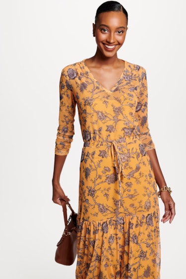 373034