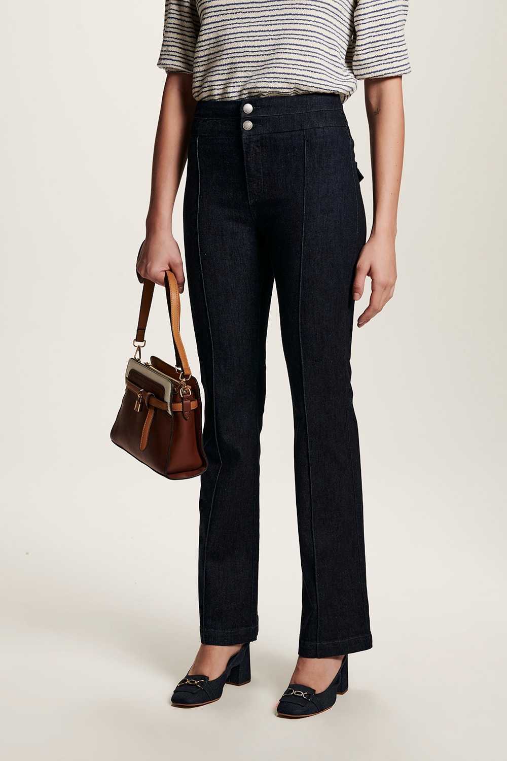 CALÇA BOOT CUT COM CÓS DUPLO - AZUL JEANS