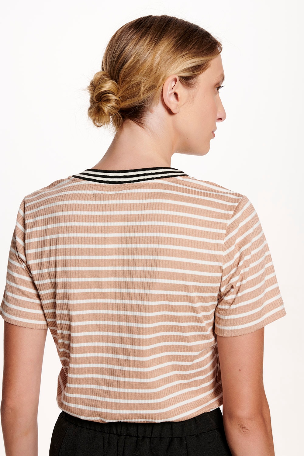 384603-4